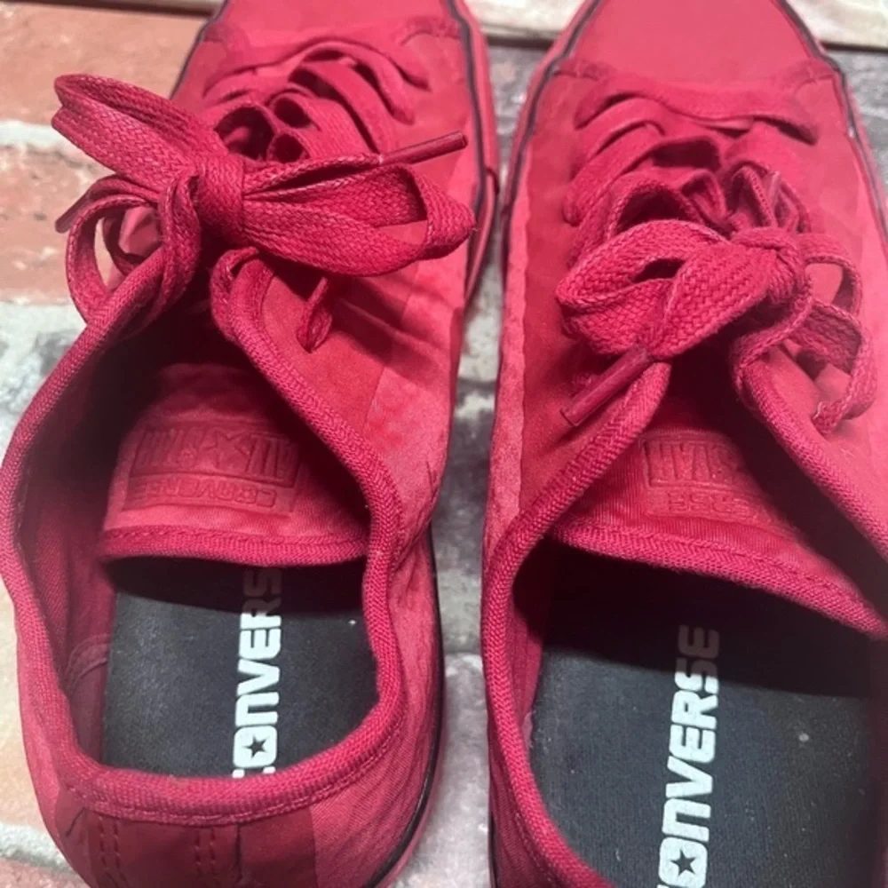 Converse All Red - Picture 6 of 6